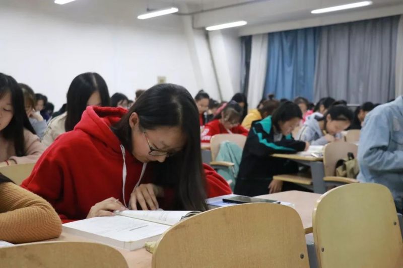 美高梅娱乐城