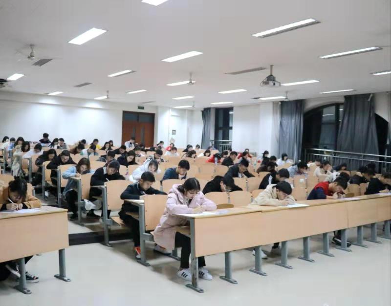 美高梅娱乐城