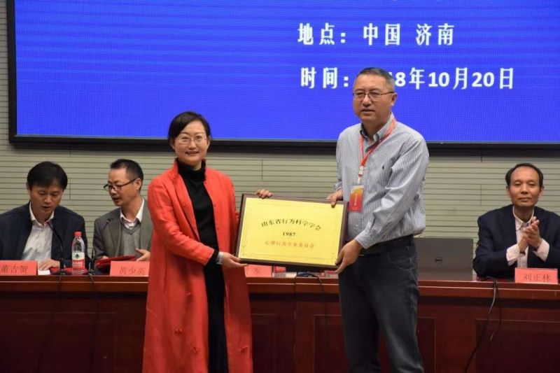 美高梅娱乐城